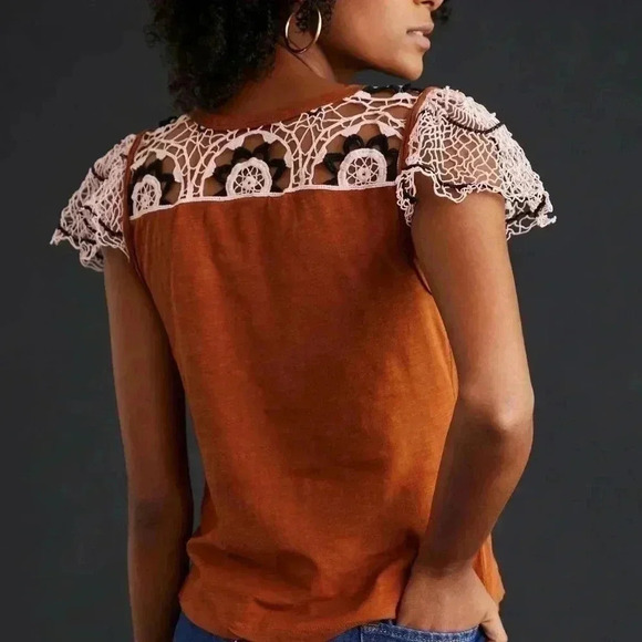 [XS]Anthropologie Flutter-Sleeve Top with Crochet  Lace Detailing - Picture 3 of 9
